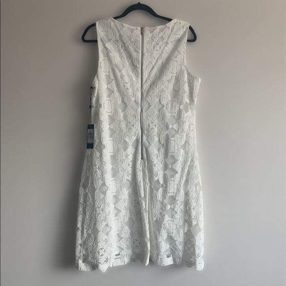 Brand New Tommy Hilfiger White Lace Dress - Picture 2 of 7